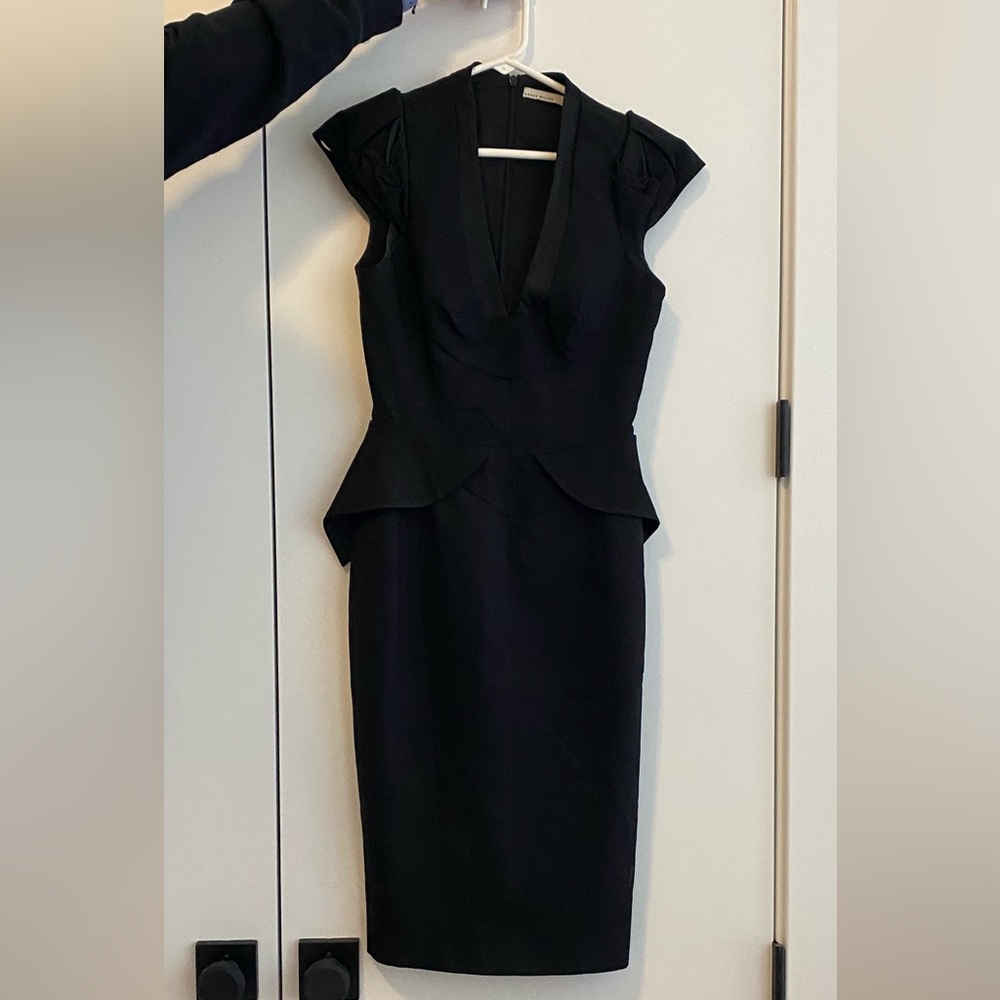Black Karen Millen Midi Dress - Size: 2